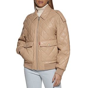 Woman’s Levi’s Jacket 🧥🔥